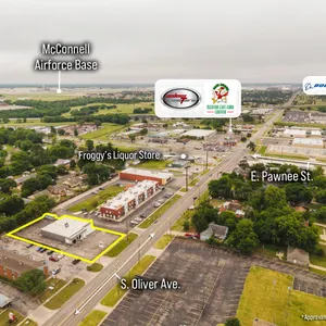 (SE) 5,440 Sq. Ft. Commercial Building