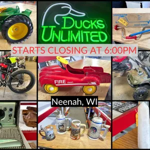 4 of 5 June Neon Lighted Beer Signs, Antiques, Collectibles, Tools & More