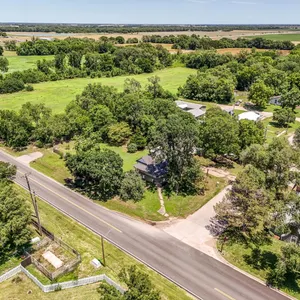 (Mt Hope) ABS | 3-BR, 1-BA Home w/2-Car Garage on 0.64+/- Acres