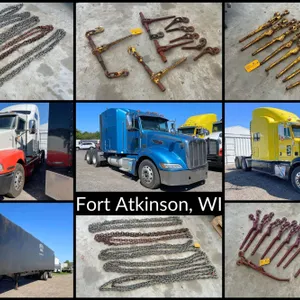 Kenworth T600 & Peterbilt 386 Semi Tractors, Transcraft Trailer, Chains & Binders