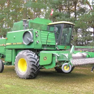 Ric & Debbie Cousin TIMED ONLINE FARM RETIREMENT AUCTION--Combines, Swather, Tractor,Tillage, Seeder, Sprayer, Augers, Grain Bins