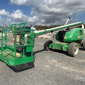 2014 JLG 600A 4WD Gasoline Articulating Boom Lift