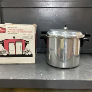 PRESTO PRESSURE COOKER - 18L CAPACITY