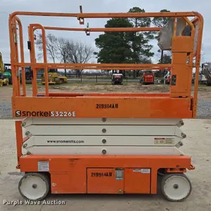 2019 Snorkel S3226E scissor lift