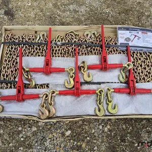 9,200 lb Ratchet Binder & G70 Chains
 UNRESERVED