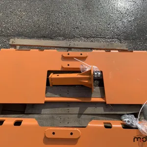 3/8" Skid Steer Mount Plate w/ 2" Trailer Hitch Receiver
 UNRESERVED