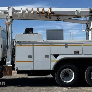 2016 Freightliner Business Class M2 digger derrick truck