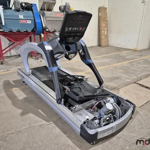 TRUE TCS600XA Treadmill
 UNRESERVED