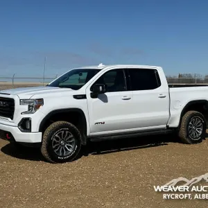 2022 GMC 1500 AT4 CREW CAB PICKUP
