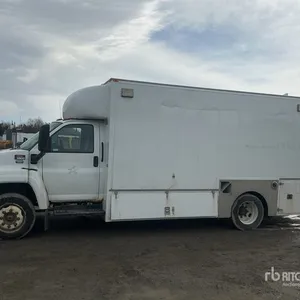 2006 GMC C5500 4x2 Service Truck