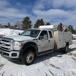2012 Ford F-550 4x4 Extended Cab Service Truck