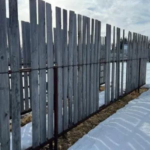 30’ free standing windbreak panel w/ boards (some boards missing)