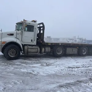 2016 Peterbilt 348 Flatbed Truck