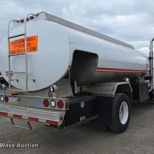 2003 Ford F750 Super Duty XLT water truck