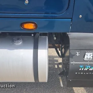 2018 International LT625 semi truck