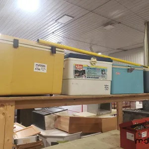(4) Coolers and Support Rod
 UNRESERVED