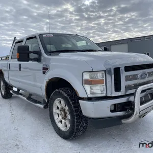 2009 Ford F350 Lariat Crew Cab Pickup Truck 
 UNRESERVED