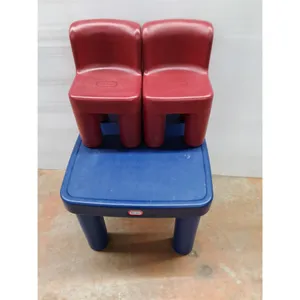 * Little Tikes Plastic Table (26" x 26" x 21") & 2 Chairs
