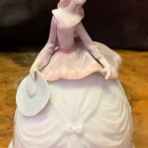 LLADRO Porcelain 'Sounds of Fall Bell' 5T