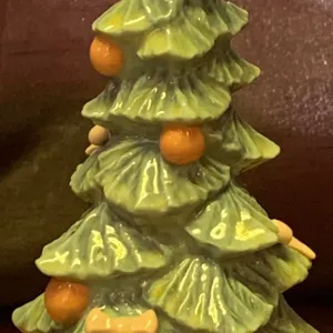 LLADRO Porcelain 'Christmas Tree' 5T