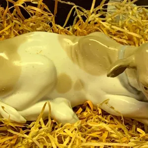 LLADRO Porcelain 'Becerrito Belen' 7L