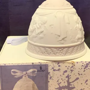 LLADRO Porcelain '1995 Christmas Bell' 3.5T (duplicate)