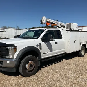 2019 Ford F-550 XL 4x4 Extended Cab Service Truck