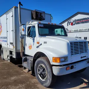 1996 International 4900 S/A Concession Truck
 RESERVE LIFTED