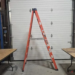 Sturdy 8' Fibreglass Step Ladder
UNRESERVED