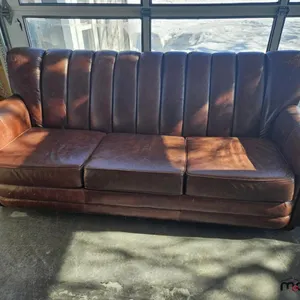 3-Seater Couch
 UNRESERVED