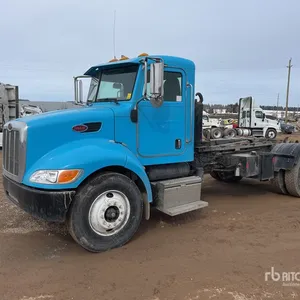 2008 Peterbilt 330 4x2 Hooklift Truck