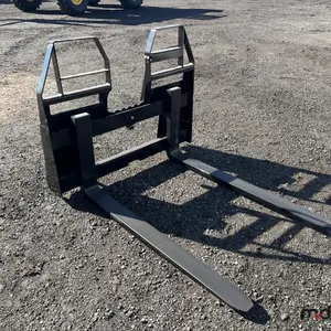 4' Long Set of Forks w/ Backplate
 UNRESERVED