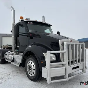 2017 Kenworth T880 T/A Sleeper Semi Truck
 UNRESERVED