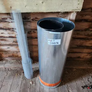 Metal Tubes Mesh Metal
 UNRESERVED