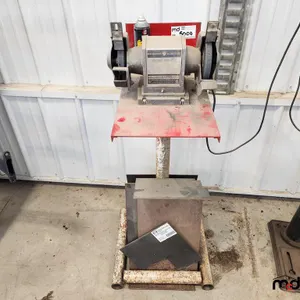 Emerson 1/4 HP Grinder 127-1
 UNRESERVED
