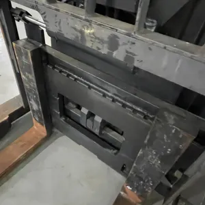 Crown RR 5200 Series Order Picker with Charger