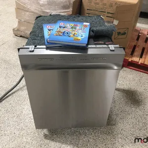 Midea Built-in Dishwasher, (2) Guinness Books (2025)
 UNRESERVED