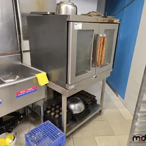 Convection Oven
 UNRESERVED