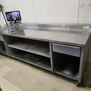 Stainless Steel Prep Table on Wheels
 UNRESERVED