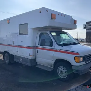 2005 Ford E450 SD w/ a Cutaway Van Body (Asset #6574)
 UNRESERVED