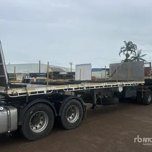 1992 Barker 12 m Tri/A Flatbed Trailer