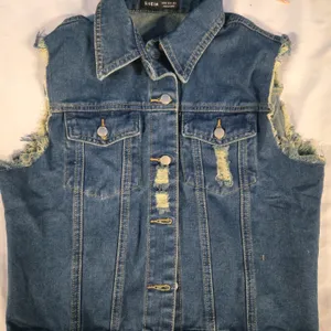 New | Medium Womens Jean Jacket
