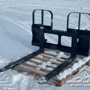 HLA 4 FT. TRACTOR PALLET FORKS