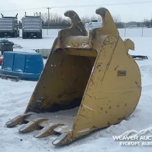 FINNING 44 IN. EXCAVATOR DIGGING BUCKET