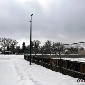 (4) Light Poles w/ LED Lights
 UNRESERVED