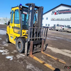 2010 Hyundai 30L-7M Forklift 
 UNRESERVED