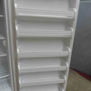 Frigidaire Upright Freezer 70'' x 32'' x 28 1/2'' 