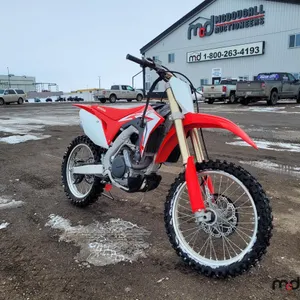 2017 Honda CRF 450R Dirt Bike