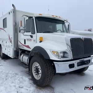 2007 International 7500 Wireline Truck