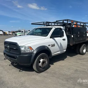 2016 Ram 4500 4x4 Flatbed Truck